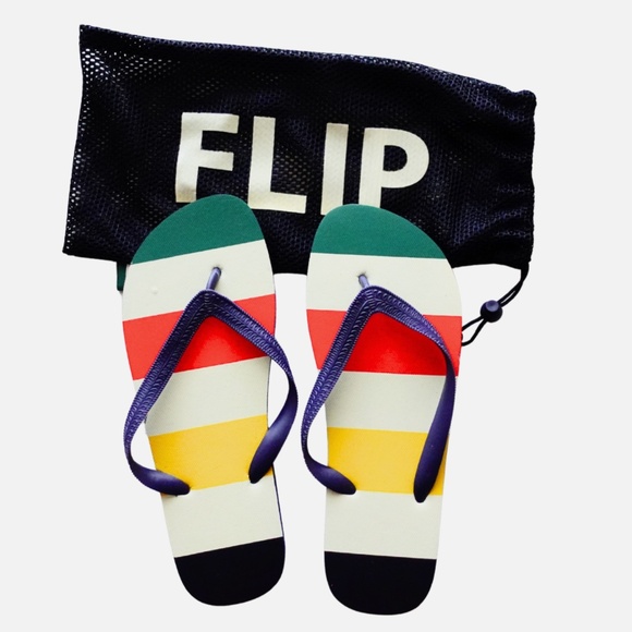 Hudson Bay Flip Flops Men's Stripes Size 9 Mesh Carry Bag Limited Edition NWT - Picture 1 of 9